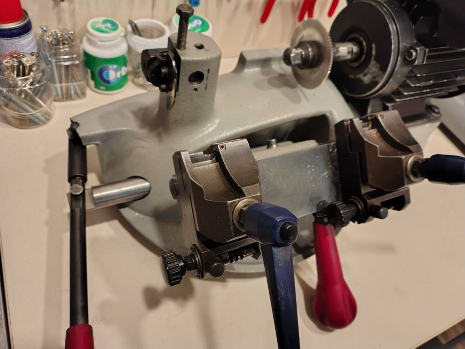 Ключарска Машина за Касови Ключове