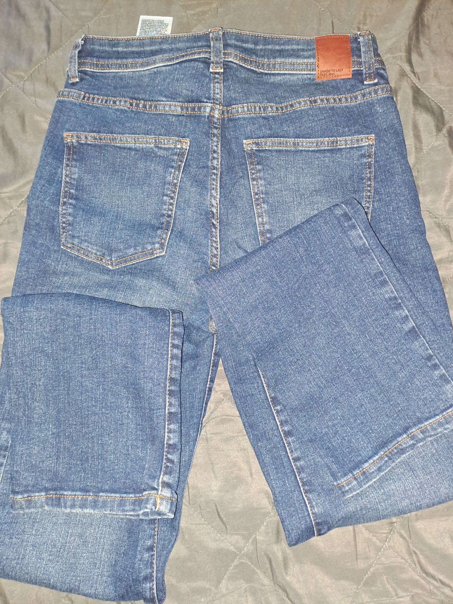 Blugi, jeans mar.38