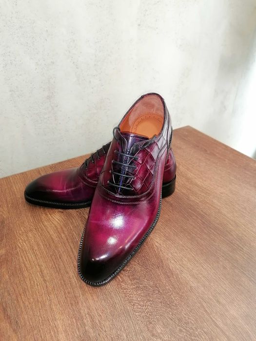Pantofi lucrati manual, marime 39