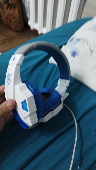 Продам наушники для пк