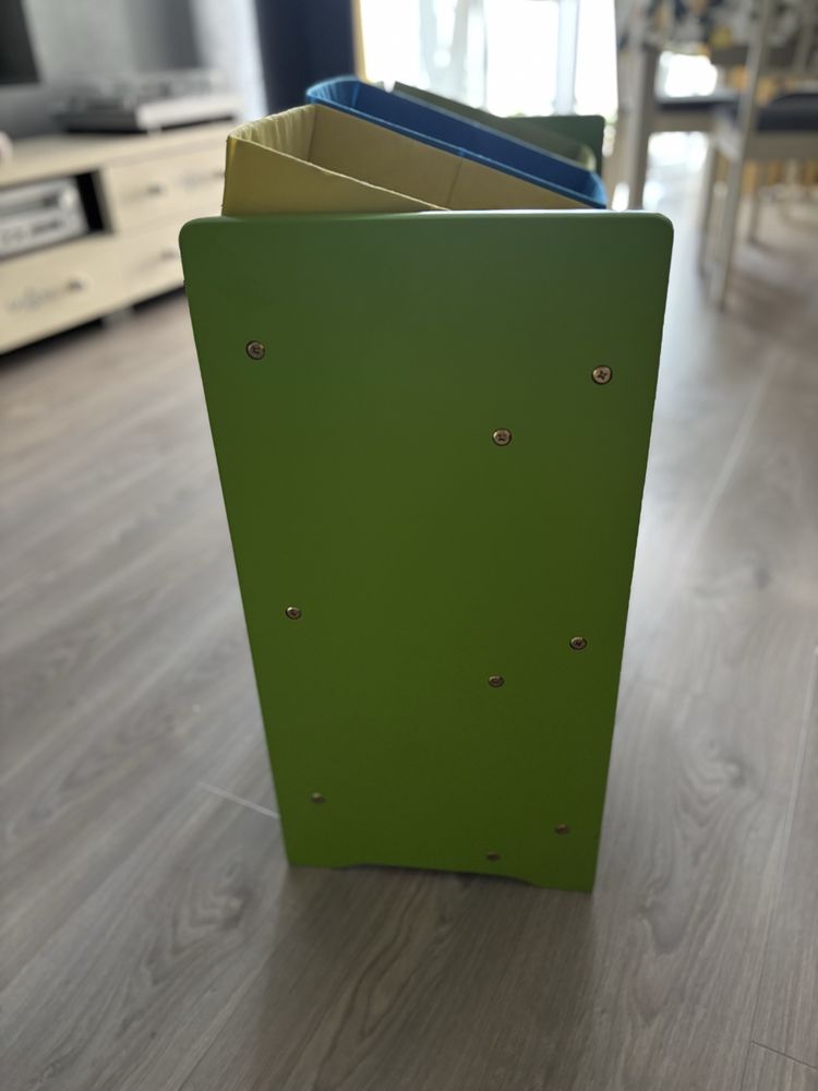 Raft organizator pentru jucarii, din lemn