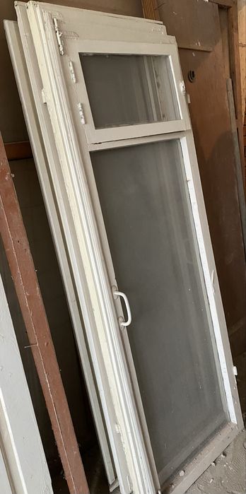 Рамы оконные деревянные