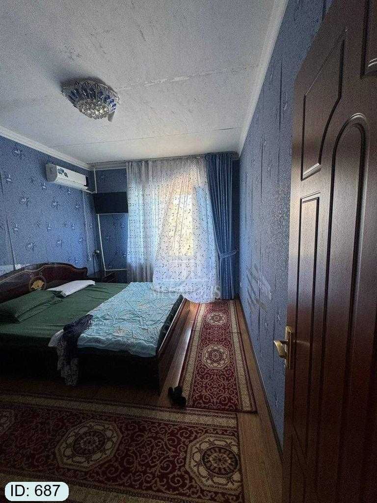 6 mikr farog'iyda 2 xonali kvartira sotiladi №687