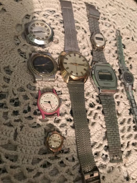 Предлагам часовници от старо време