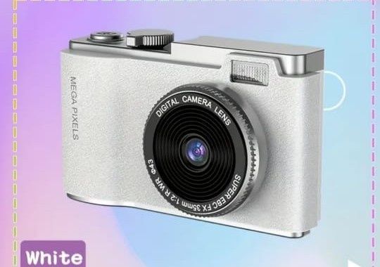 Цифровой фотоаппарат,новый