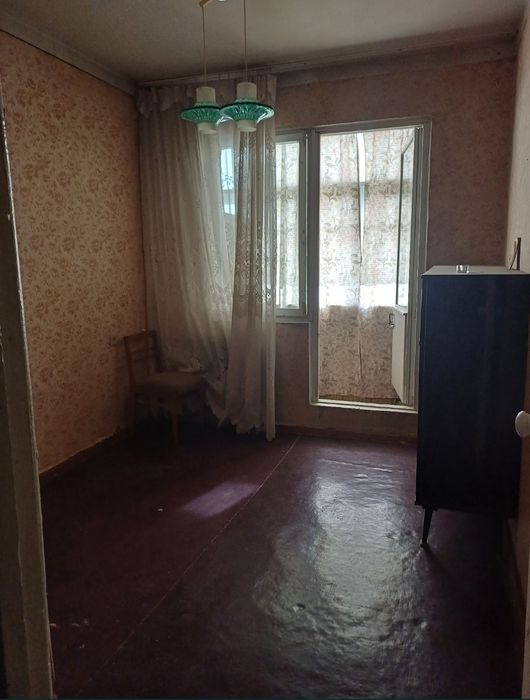 Yunusobod 6 kv Orentr Amerikanski pasolstva 2/3/4 uy sotiladi