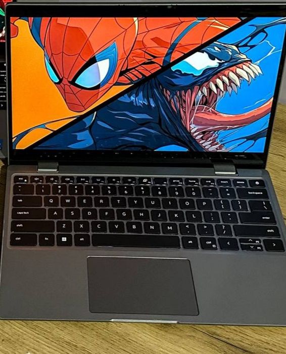 Dell 360° сенсорный ноутбук