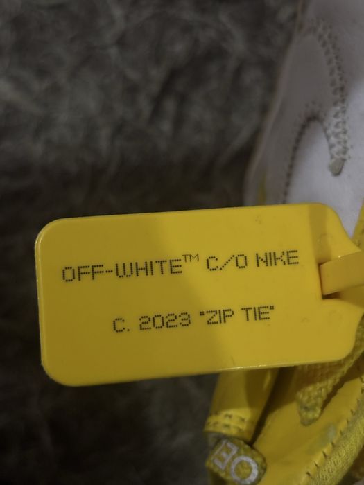 Nike air force x Off White Yellow