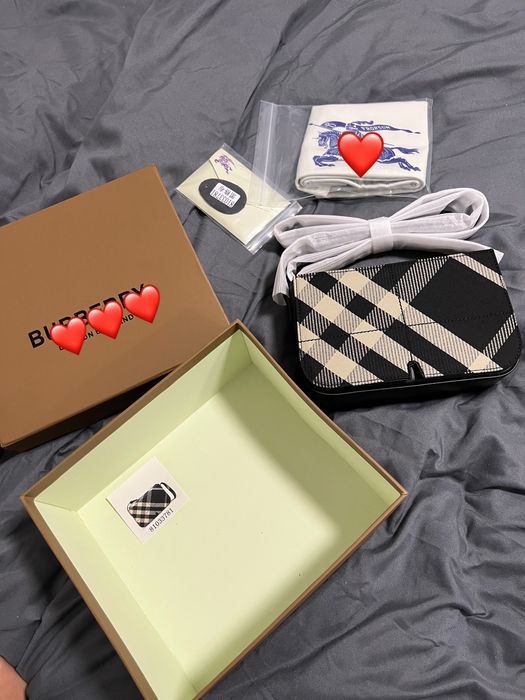 Стильная сумка в стиле Burberry