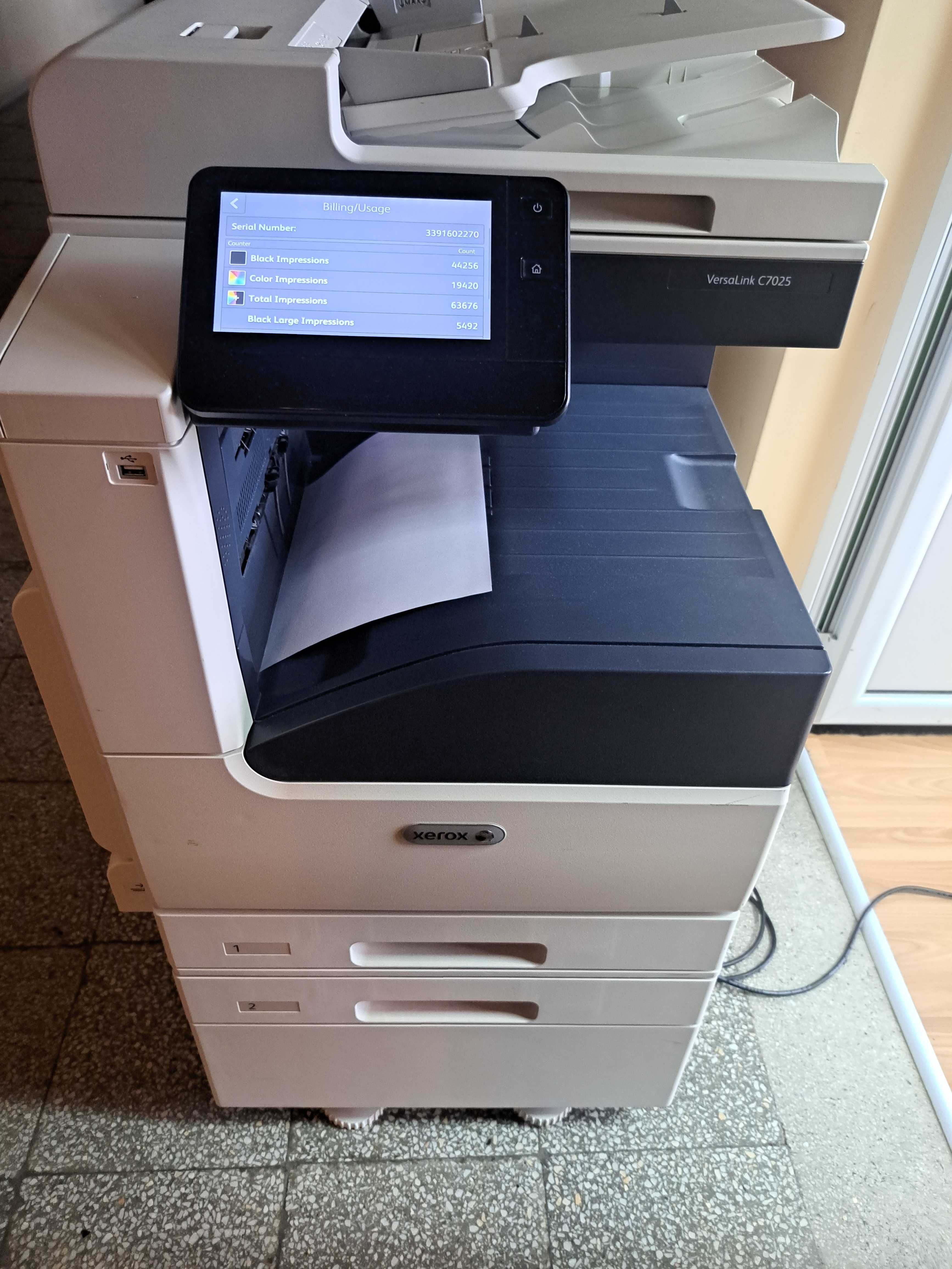 Продавам Копирна машина Xerox VersaLink C7025