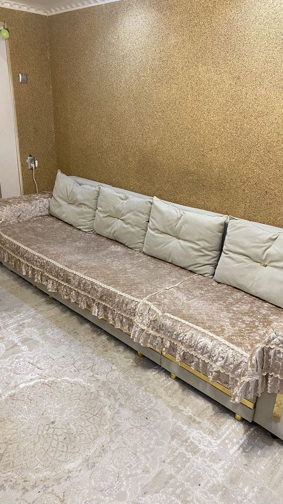 Продается диван в отличном состоянии, использован только месяц