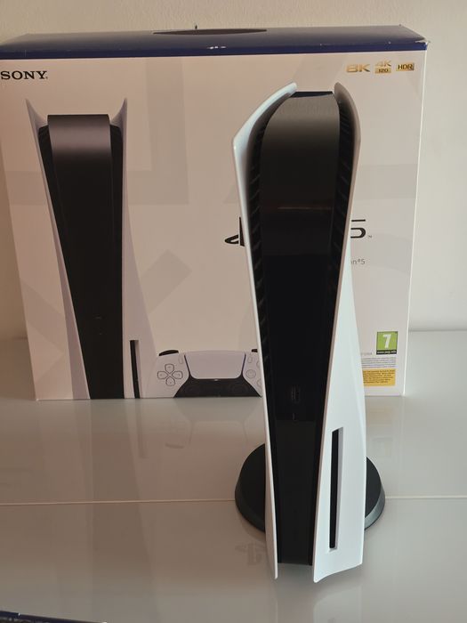 Конзола PS5+ 2 бр. Контролер Wireless DualSense