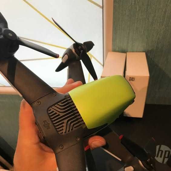 Продава се DJI FPV + аксесоари