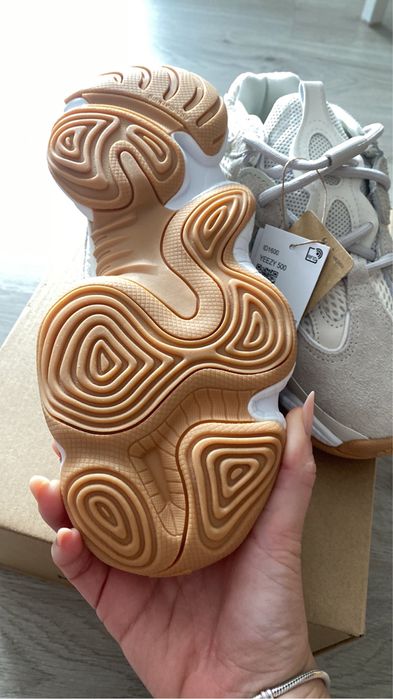 Yeezy 500 “stone traupe” - marimea 37 1/3 si 38