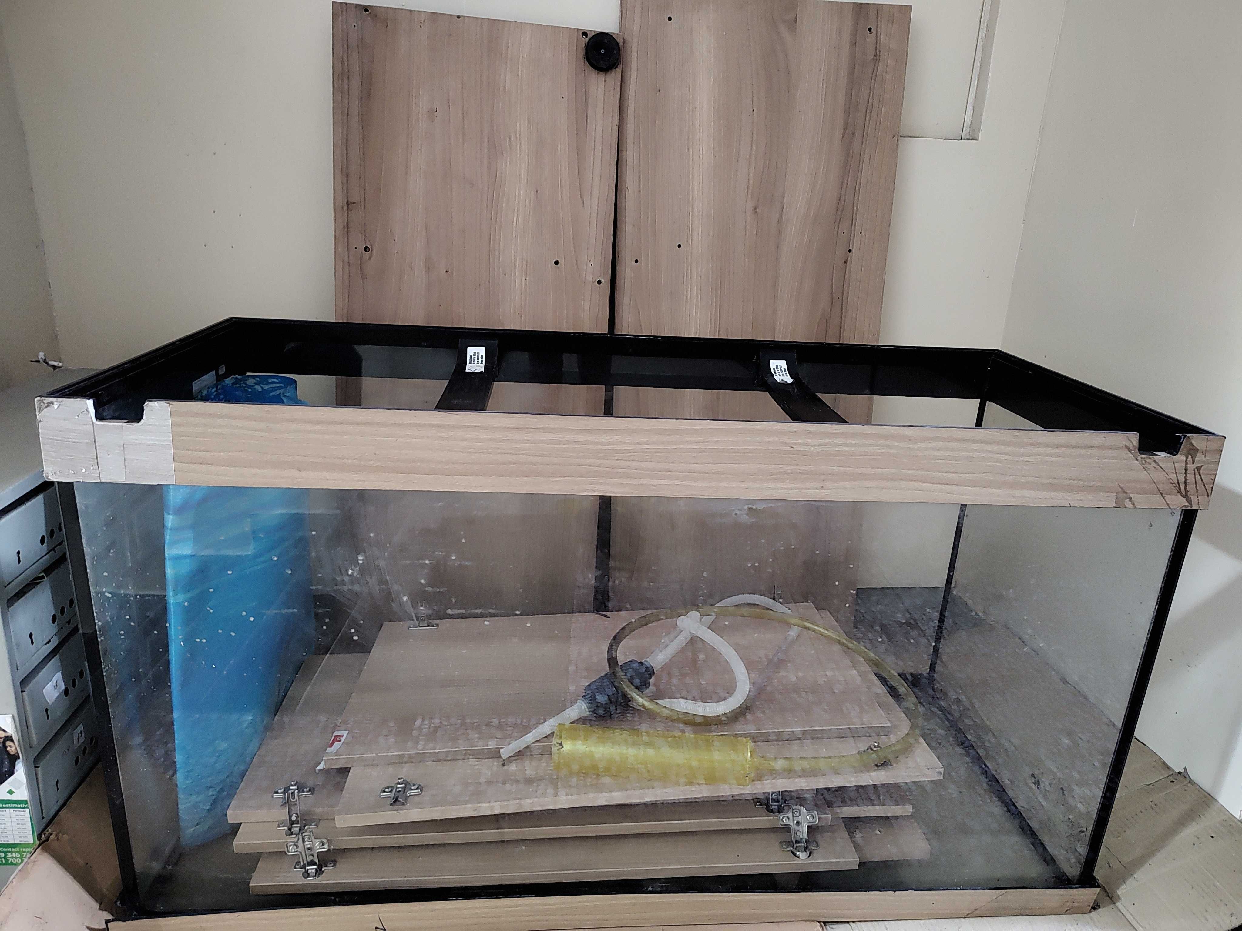 Acvariu JUWEL 350 litri cu stand dedicat original