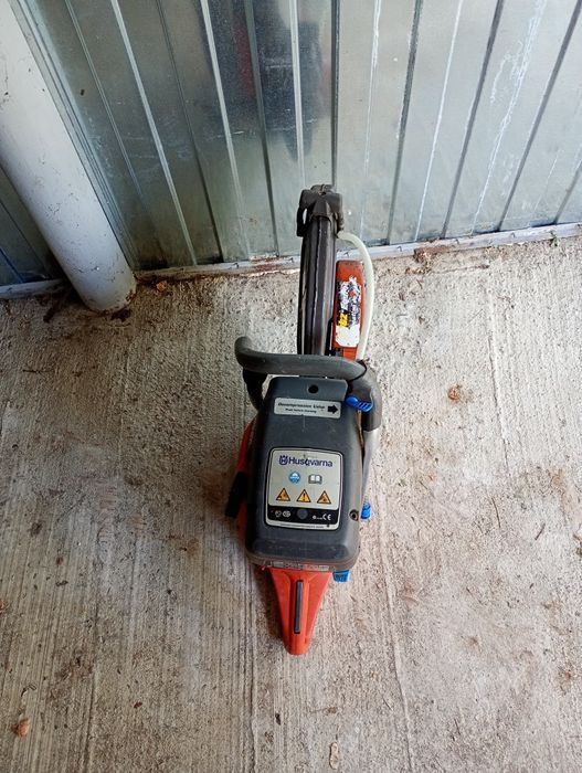 Drujbă tăiat beton fier Husqvarna