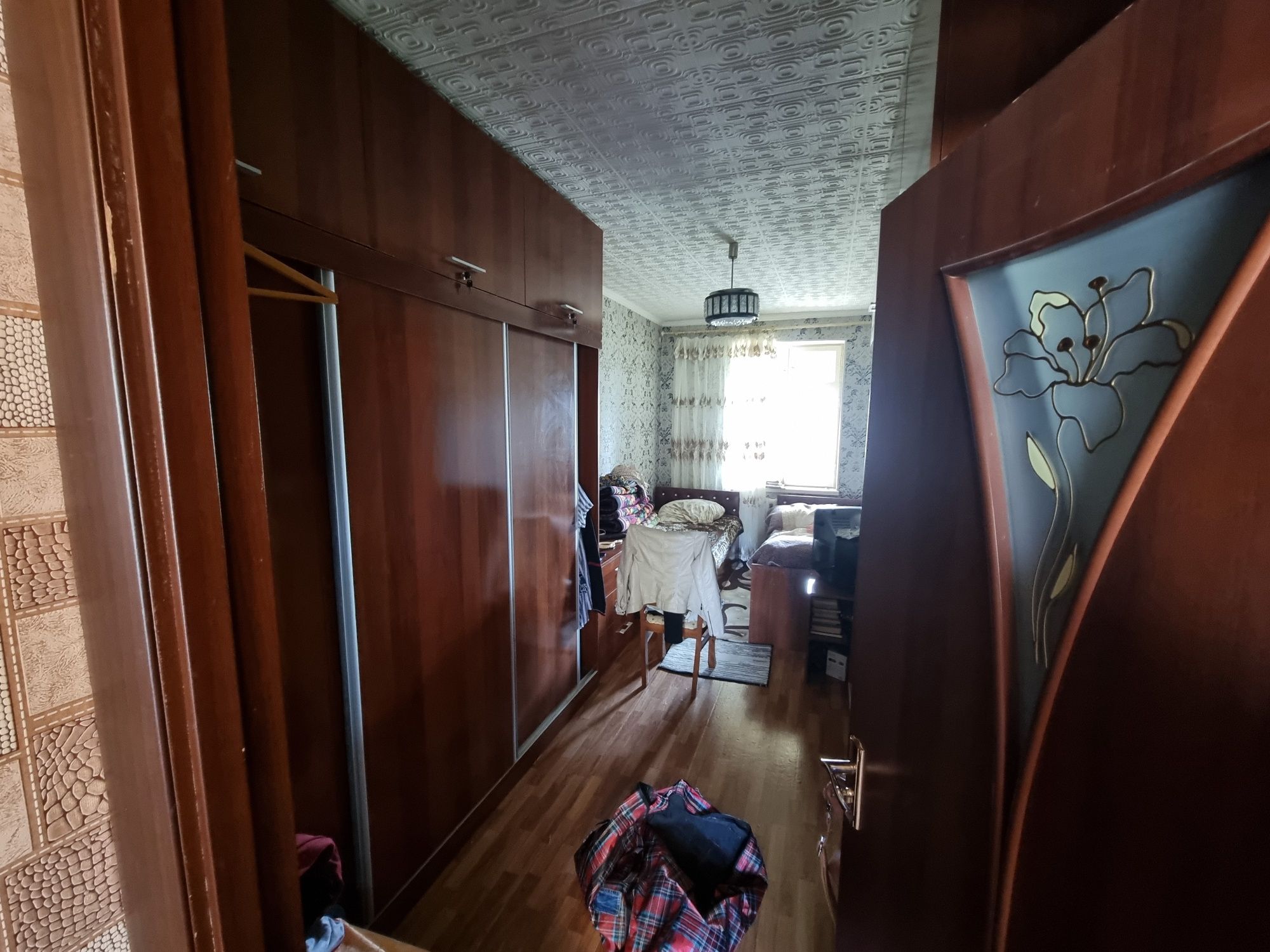 Продаётся 2х комнатная квартира.