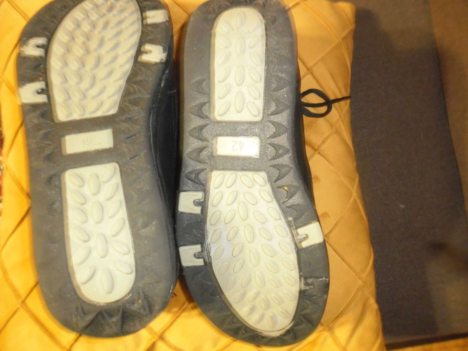 мьжки обувки черни