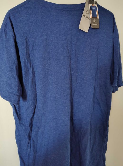 Чисто нова тениска Hurley размер М
