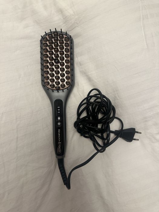 Perie electrica de indreptat parul Remington Keratin Protect