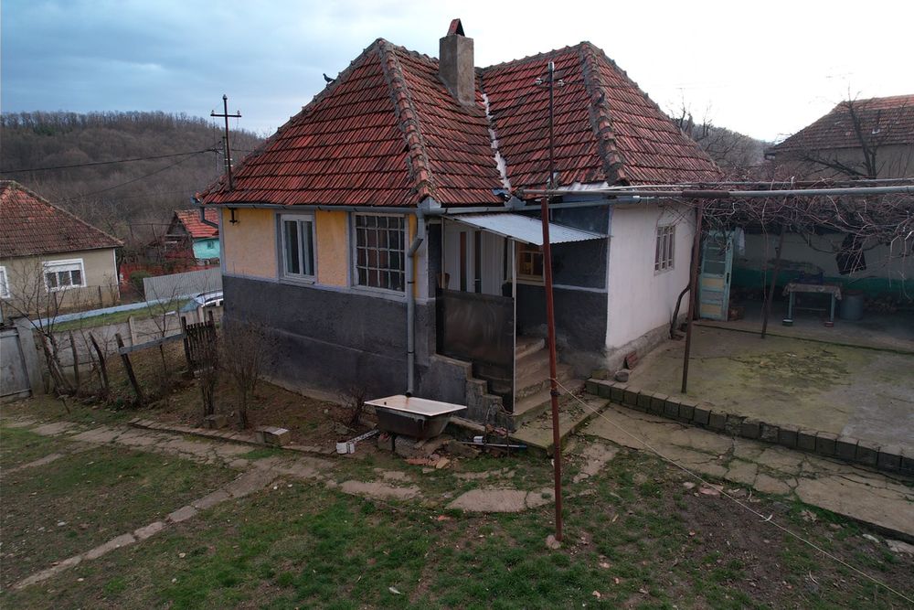 Casa cu gradina