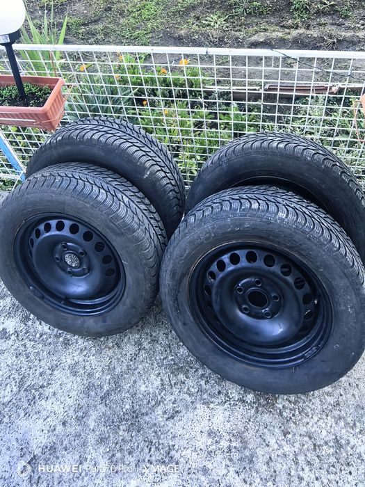 Зимни гуми с джанти 15