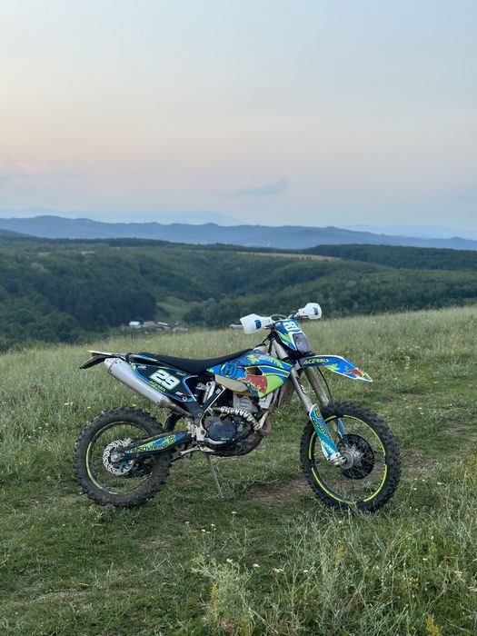 Enduro /moto /husqvarna 250 fe (ktm)