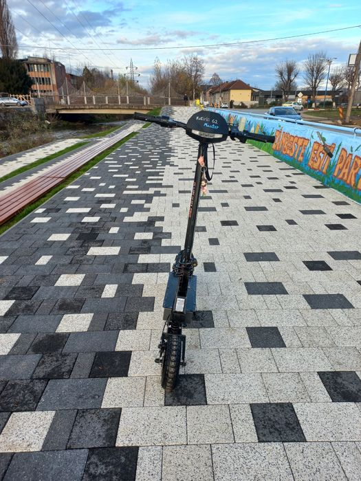 Vând kukirin g2,2024