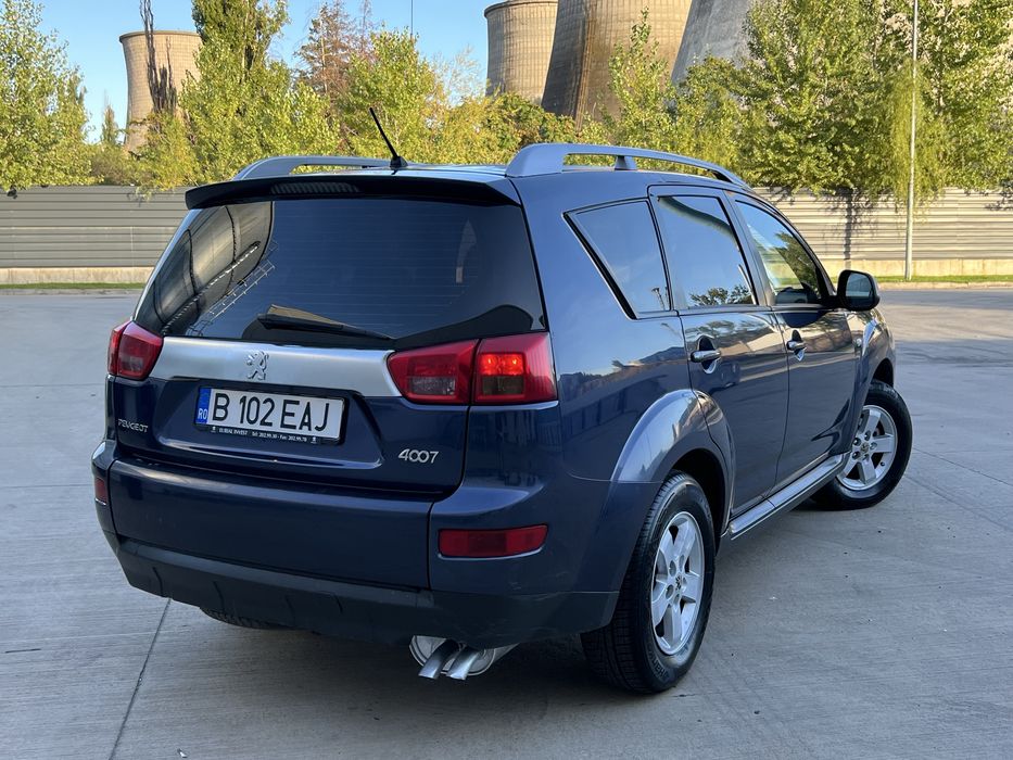 Peugeot 4007 Diesel 4x4 2010 / 7 Locuri / 160 CP