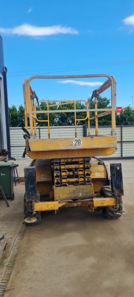 Nacela tip foarfeca Haulotte Compact dx12