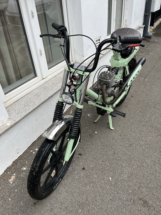 Vand moped cu motor de bicicleta 80cc