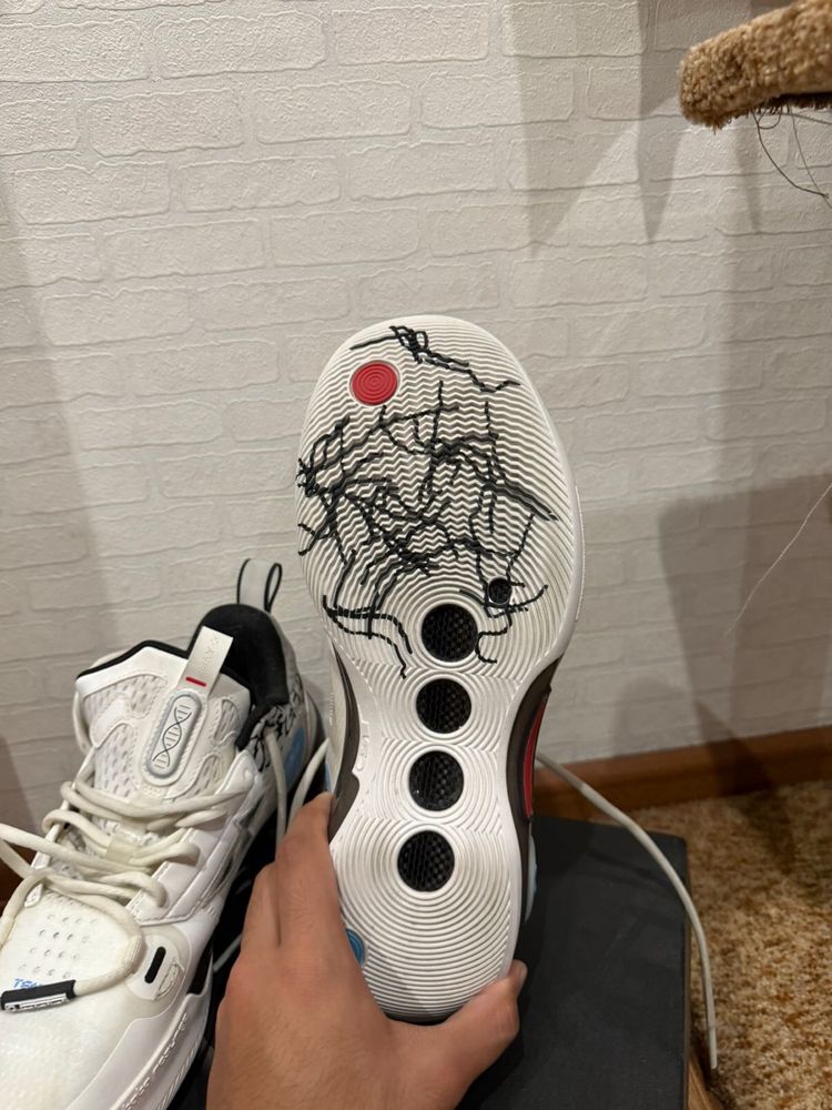 Asics Nova Surge 2, 44 размер, 28 см