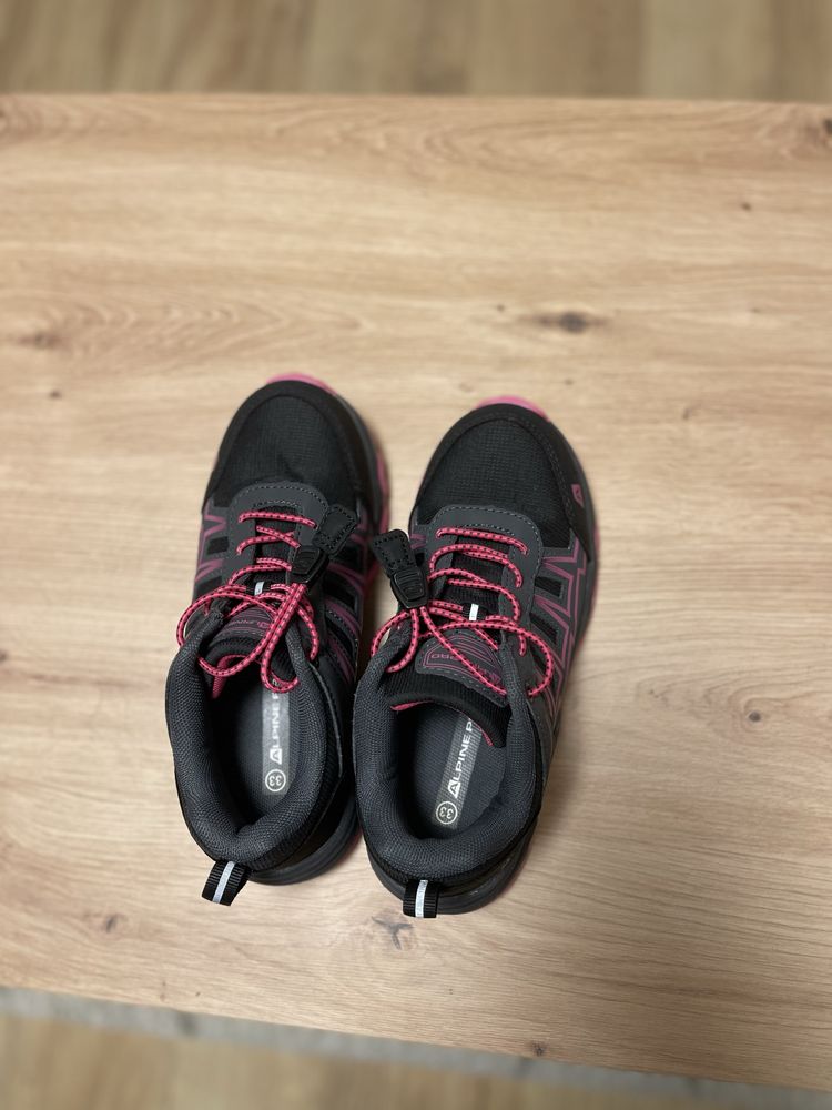Adidasi trekking pentru copii Alpine Pro stare excelenta