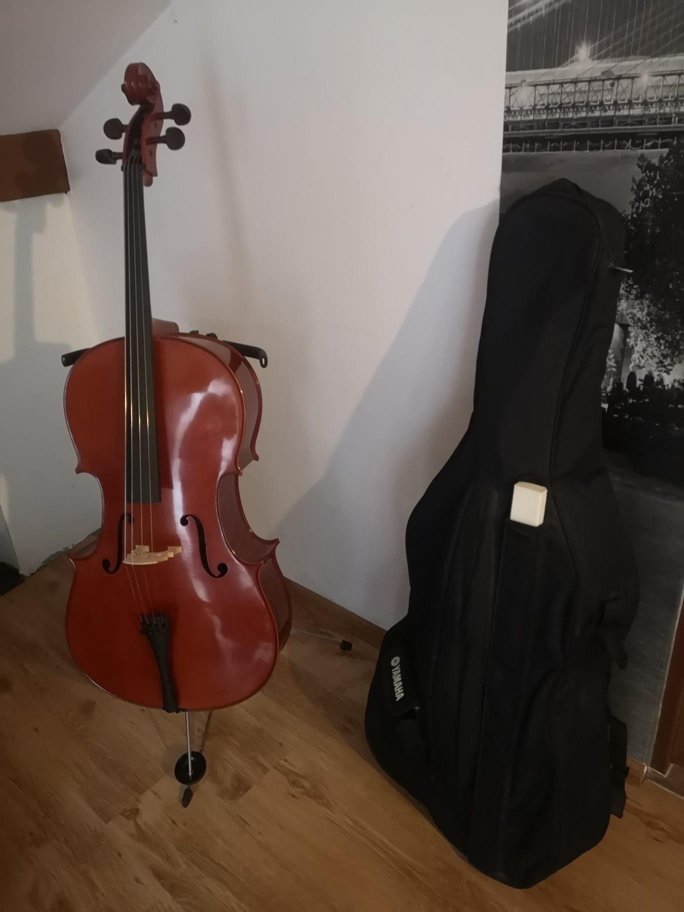 Violoncel YAMAHA 4/4 NOU !!!