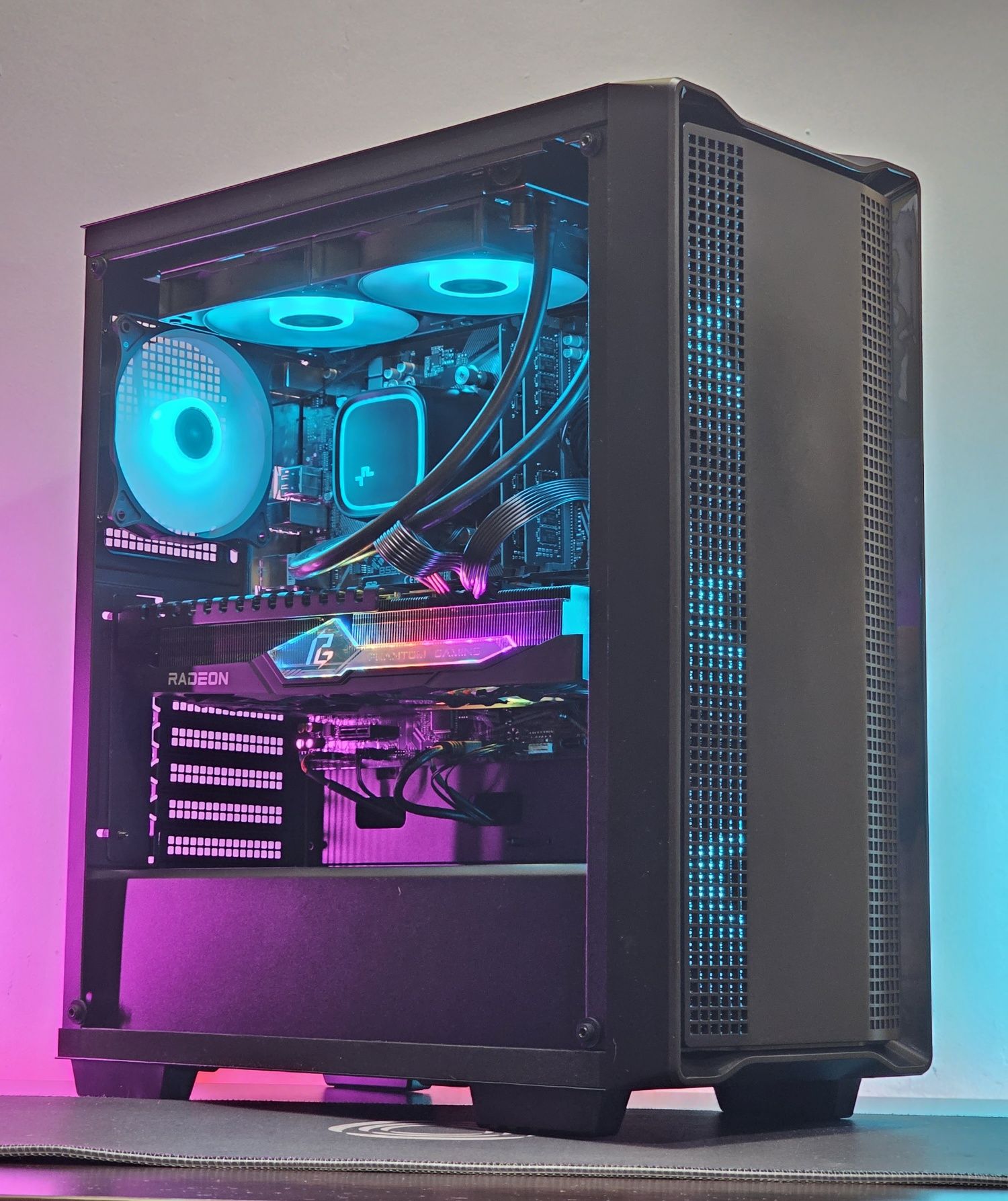 Ryzen 7-7800X3D/RX 7800XT 16GB/RAM 32GB/SSD 1TB/Чисто Нов+Гаранция!