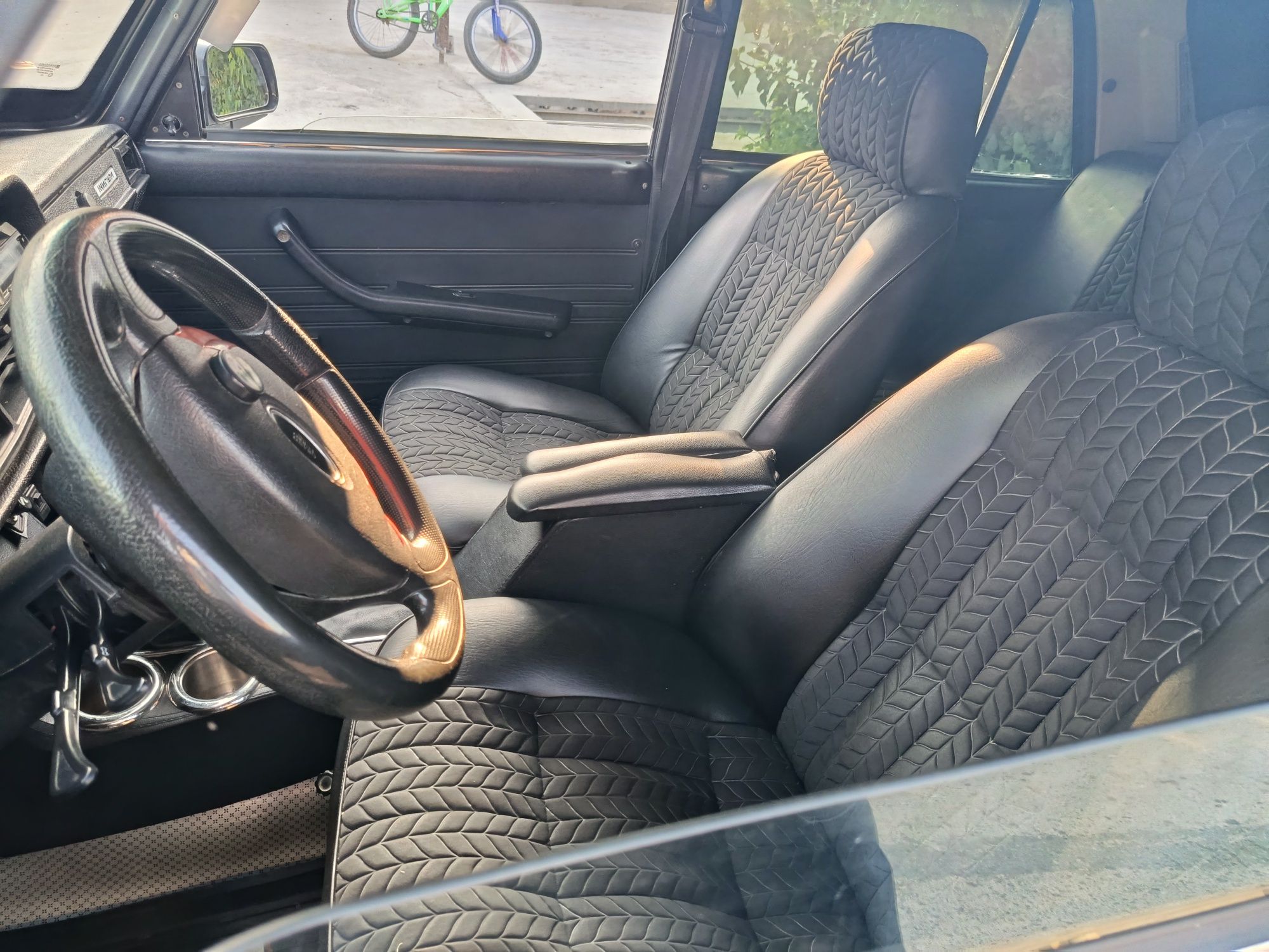 Vaz 2107 sotiladi