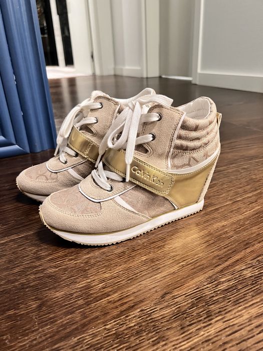 Calvin Klein Jeans сникърси