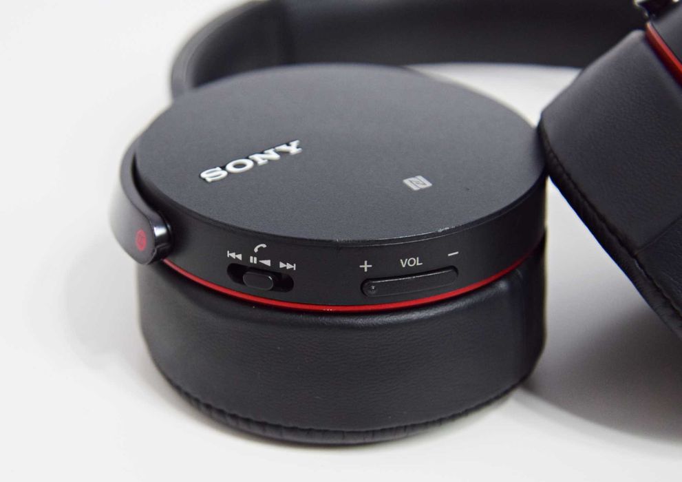 Casti Sony MDR-XB950BT, bluetooth, NFC
