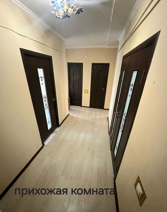 Продаеться 3 - х комнатная квартира на 2 этаже