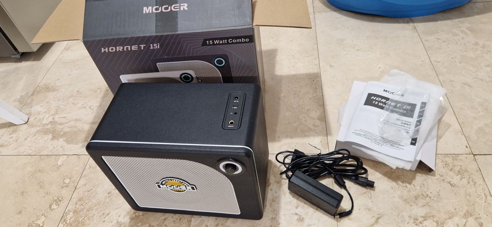 AMP Amplificator chitara Mooer Hornet 15i combo ca NOU