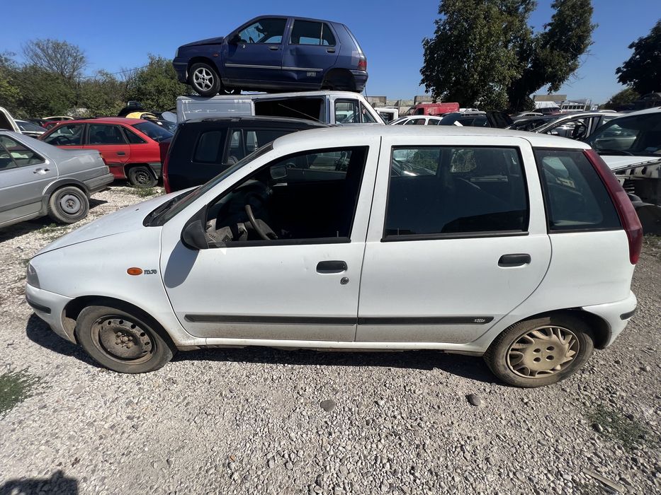 Fiat Punto 1.7 Turbo НА ЧАСТИ
