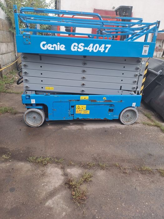 nacela Genie GS4047