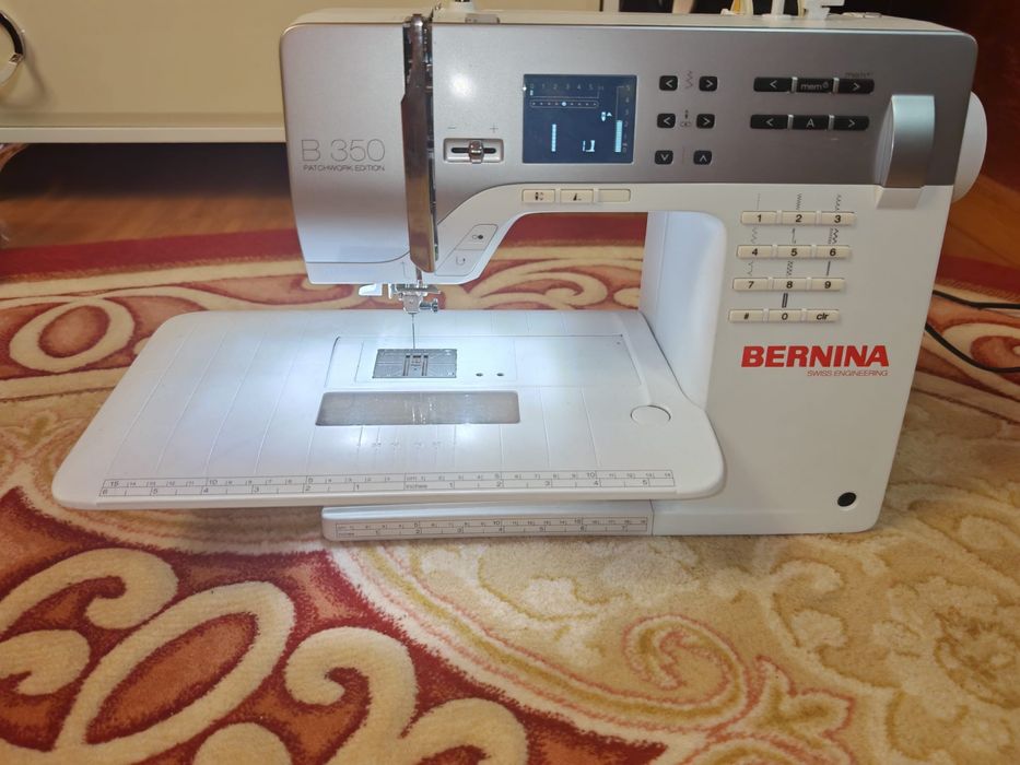 Masina de cusut Bernina