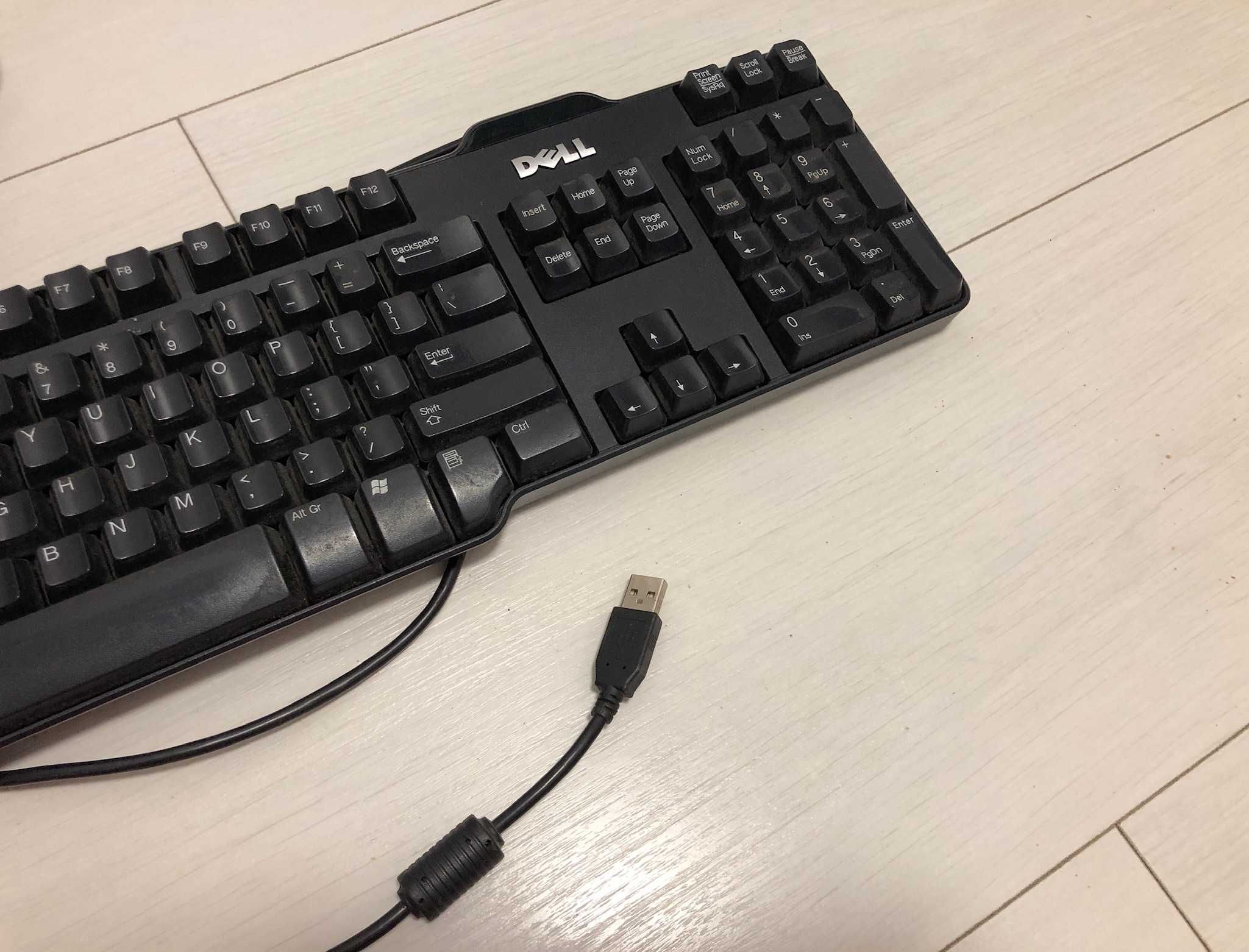 Tastatura DELL cu cablu USB