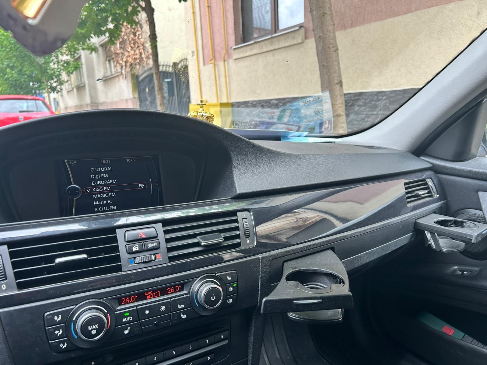 Autoturism BMW 320d
