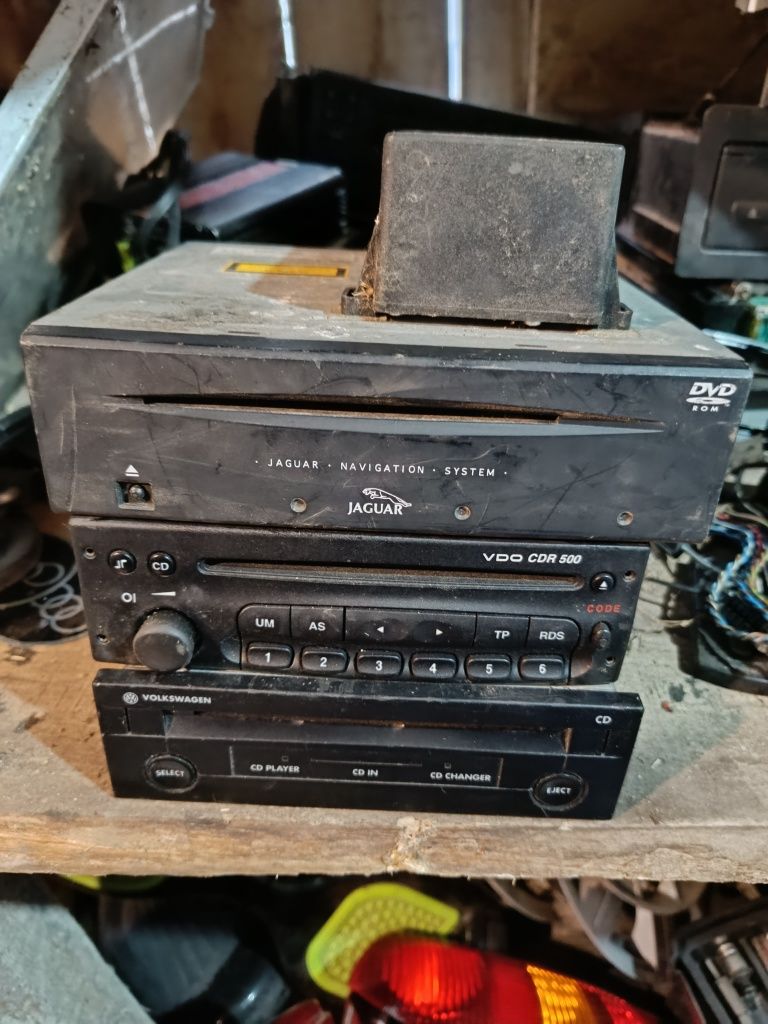 Magazii cd-uri și cd player auto