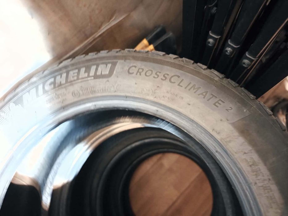 Doua cauciucuri michelin all seasons