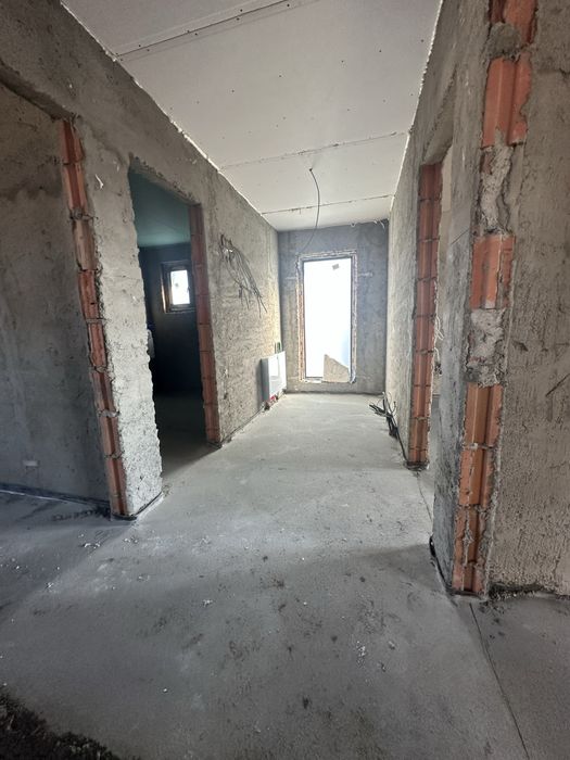 Case de vanzare Domnesti p+1 la sosea