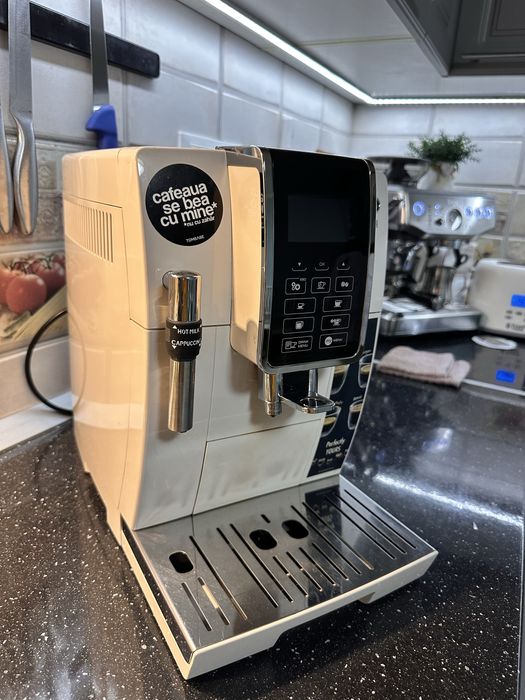 Espresor Delonghi Dinamica - proaspat servisat