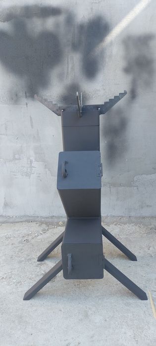 Vând grătare și sobe rachetă!